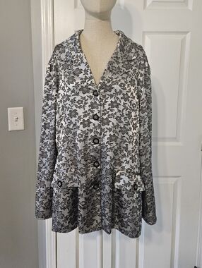CLEARANCE! Floral Pattern Gray Button-Front Blazer Jacket